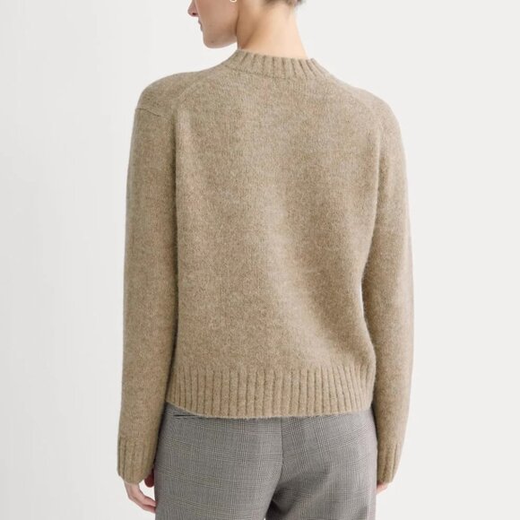 Everlane The Crew Cardigan in Alpaca in Dark Heathered Camel, Size Medium - Picture 4 of 9